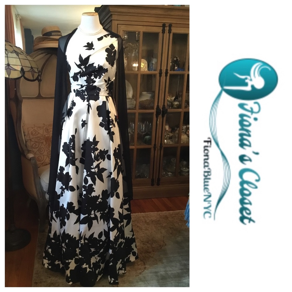 Bloomingdale's Black and White One-Shoulder Floral Maxi Dress